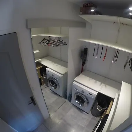 Au Coeur Du Lavandou - A 200m Lejlighed