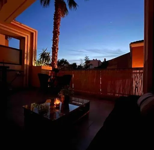 Lejlighed Au Coeur Du Lavandou - A 200m